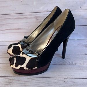GUESS by Marciano Peep Toe Heels Size 6.5 Suede Pony Hair Animal‎ Print